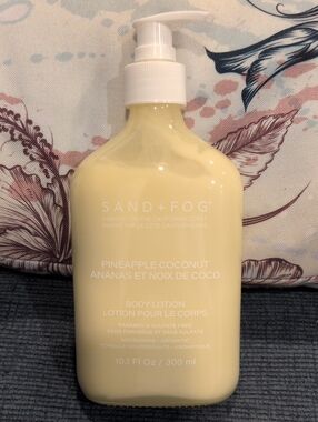 SAND + FOG Pineapple Coconut Body Lotion